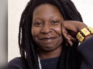 Fãs acham que Whoopi Goldberg pode apresentar o Oscar