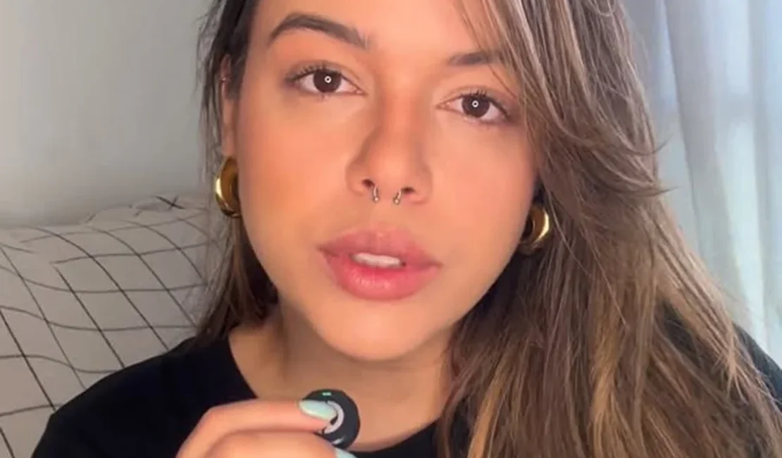 Quem é Fernanda Arantes, humorista que expôs preconceito em aeroporto