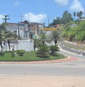 Mulher causa suposto tumulto em via-pública na cidade de Porto Calvo