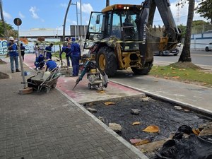 Prefeitura amplia manutenção em pontos na orla marítima de Maceió