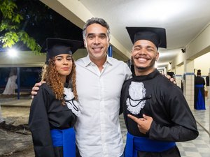 Rafael Brito destaca avanço da escolaridade entre eleitores de Alagoas