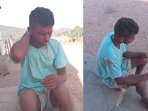 [Vídeo] Jovem desorientado é encontrado em Traipu; moradores buscam por familiares