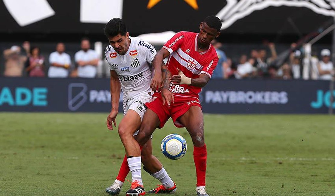 CRB vence o Santos  por 2 x 0 e garante permanência na Série B