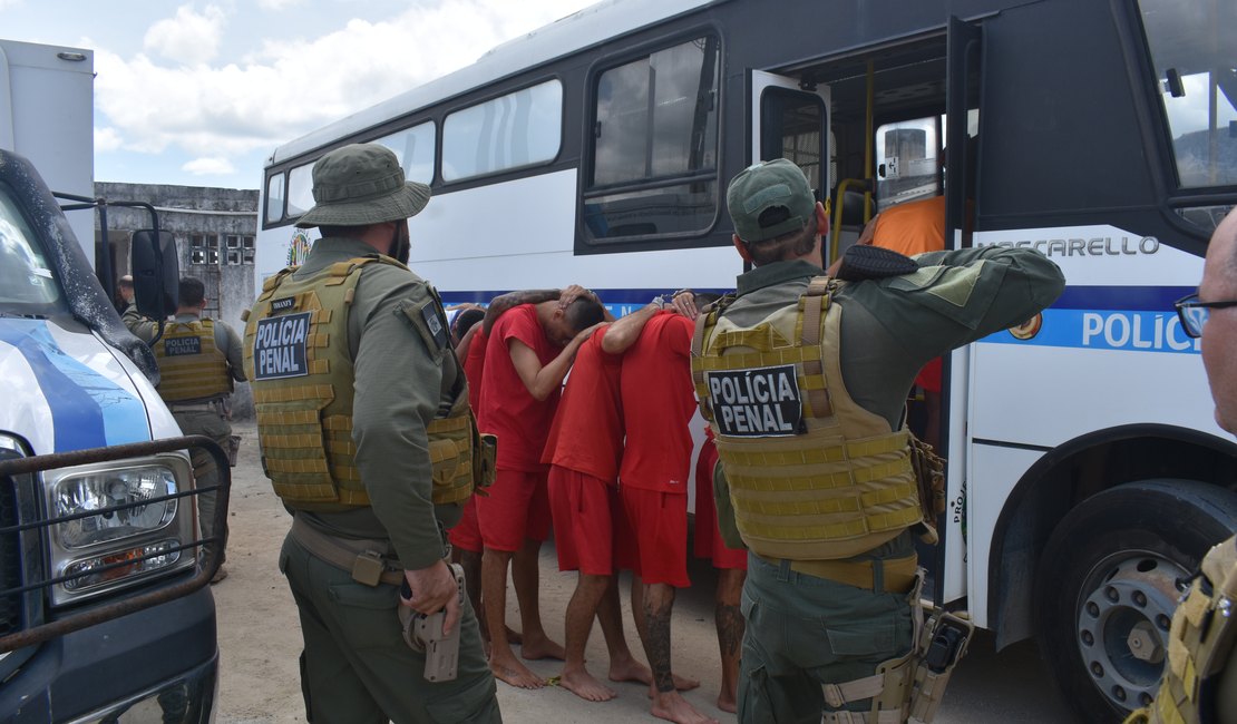 Polícia Penal deflagra operação e transfere reeducandos do Sistema Prisional