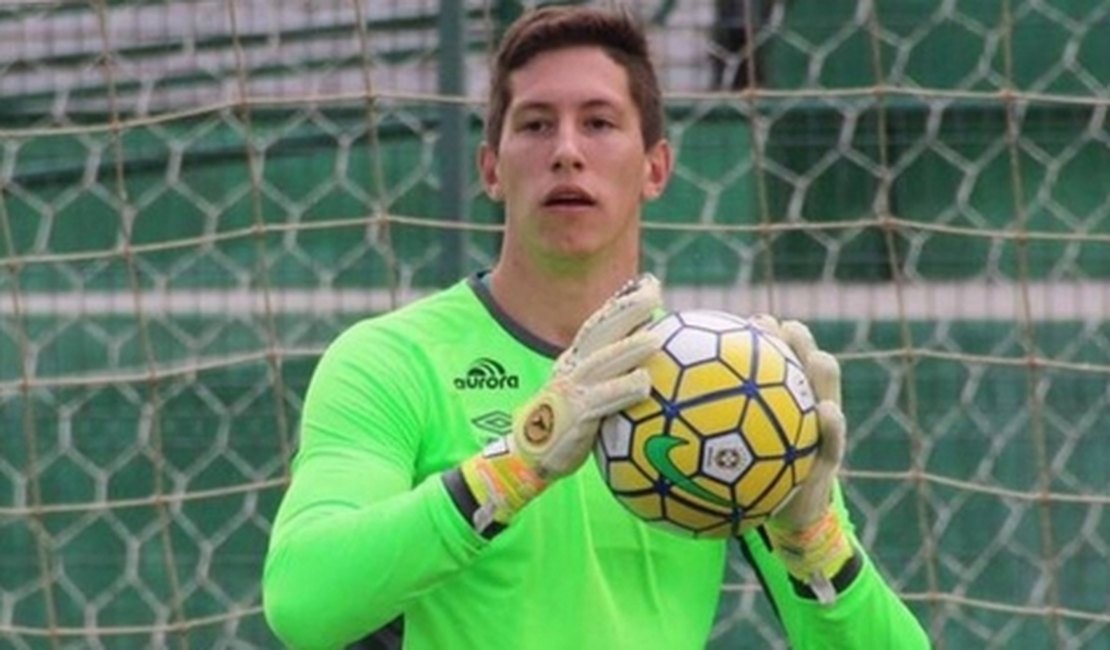'Minha vida vale mais do que perder a perna', disse goleiro Follmann aos médicos