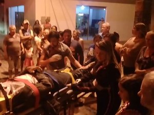 Colisão entre duas motocicleta deixa condutores feridos 