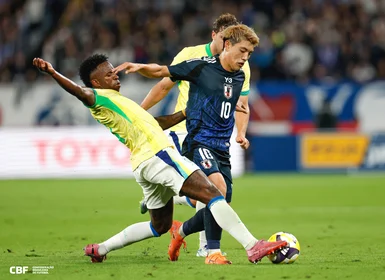 Brasil sofre virada e perde do Japão pela primeira vez na história