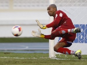 Goleiro do Paysandu chega a quase mil minutos sem sofrer gol