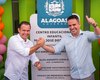 Em Capela, governador entrega creche, autoriza pavimentação e anuncia investimentos em saneamento