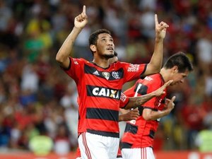 Sem pagamento, Hernane pode voltar ao Fla