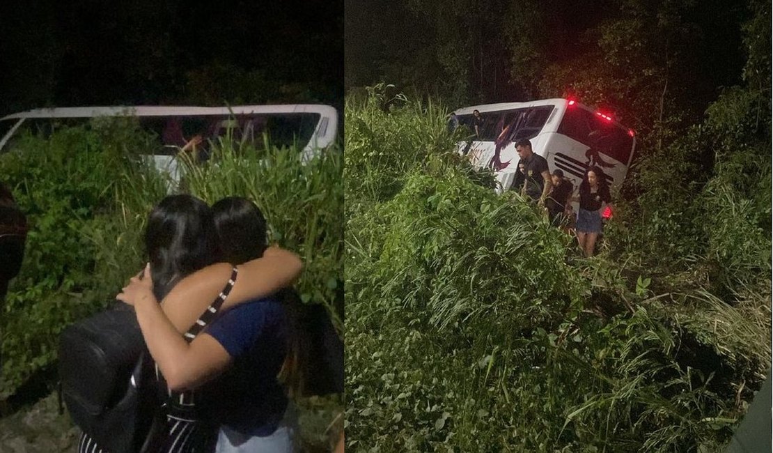 [Vídeo] Ônibus que saiu pista e caiu em área de mata na AL-101 transportava estudantes do Pilar