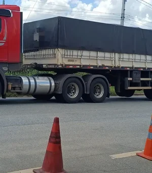 Fiscalização da PRF apreende cargas irregulares com destino a AL na rodovia  BR-316