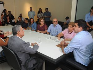 Rui Palmeira autoriza obras em 11 quadras de esportes de Maceió