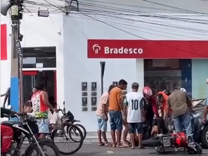 Colisão entre três veículos é registrada na região central de Delmiro Gouveia