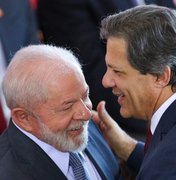 Lula dá bronca em Haddad após crise do Pix e diz que portarias sensíveis devem passar pelo Planalto