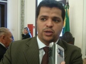 Dudu Albuquerque perde direitos políticos por chefiar esquema de funcionários fantasmas