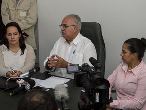 Reformas realizadas na gestão Célia Rocha foram mal feitas, diz secretária de educação