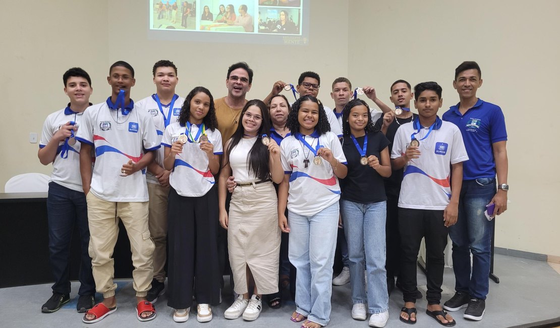 Rede estadual conquista maioria das medalhas de Alagoas na Olimpíada Brasileira de Física