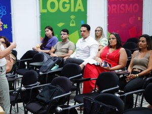 Sesau acolhe 17 novos médicos do Programa Mais Médicos em Alagoas