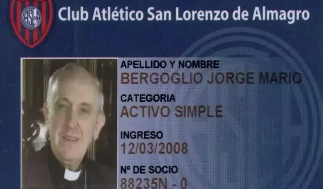 Veja coincidência impressionante entre horário da morte do papa e carteirinha de sócio do San Lorenzo