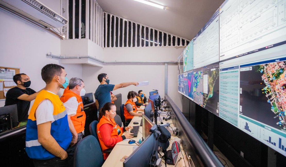 Chuvas em Maceió: Defesa Civil entra em nível operacional de alerta máximo