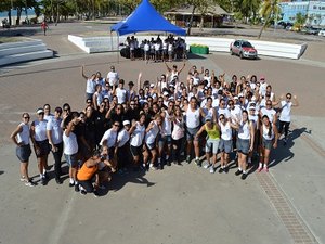 Aula de zumba e distribuição de rosas marcam o ‘Dia Mulher’ na Polícia Militar