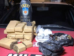Polícia apreende cerca de 9kg de maconha em residência no Jacintinho