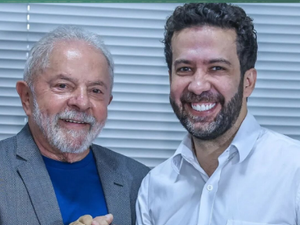 TSE suspende e, horas depois, libera canal de Janones pró-Lula no WhatsApp