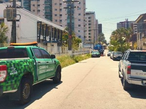 Operação identifica descarte irregular de efluentes em galeria pluvial no Farol