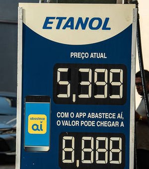 Mesmo com 4ª alta seguida, gasolina é mais vantajosa que etanol em todos os estados do país
