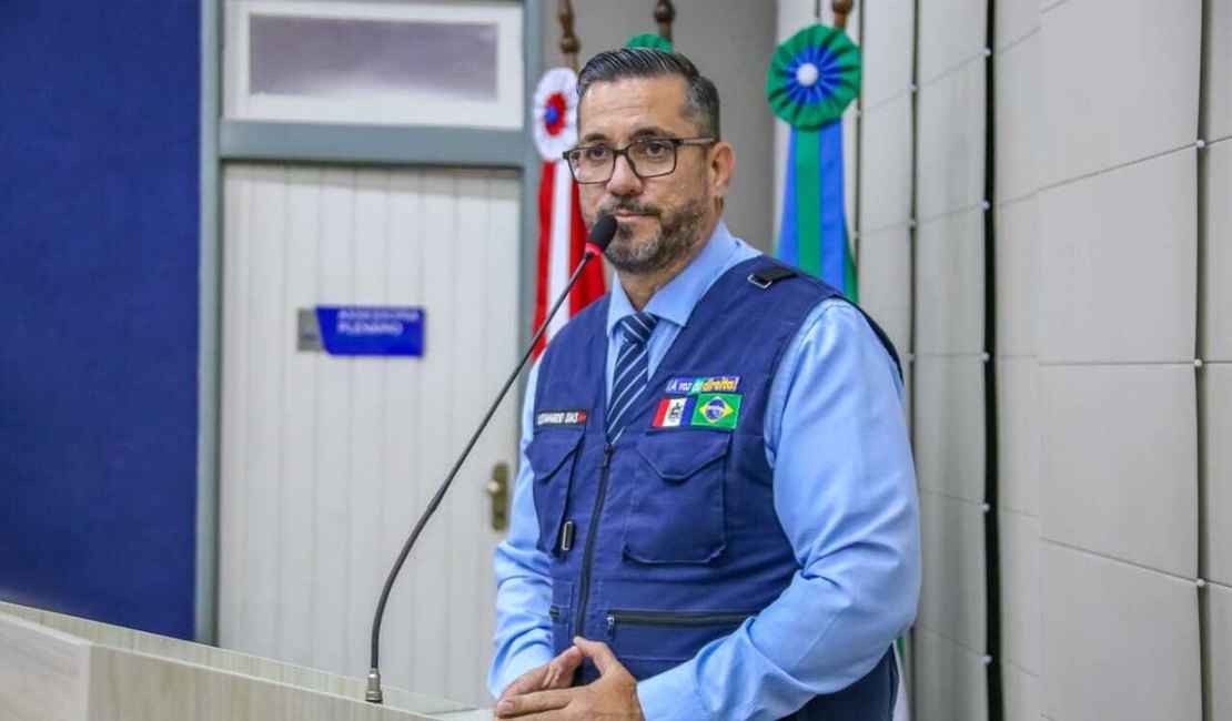 Leonardo Dias aprova lei que cria Ambulatório de Amamentação em Maceió