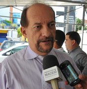 Médico e vereador Cleber Costa permanece internado com covid-19       
