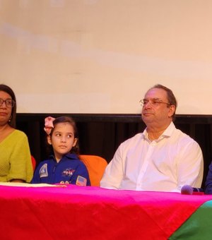Prefeitura incentiva alunos da Rede Municipal a participarem de Olímpiada de Astronomia e Mostra de Foguetes