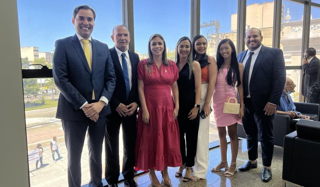 Família Cavalcante estuda avanço sobre Passo de Camaragibe e pode lançar nome em 2028