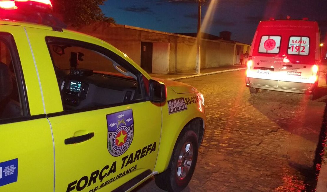 Casa é invadida em Arapiraca e vítima tem celular é furtado