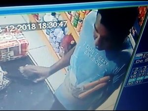 [Vídeo] Câmeras de segurança flagram furto dentro de mercadinho, no bairro Poço