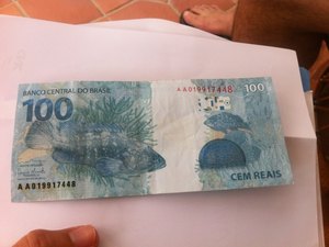 Lojistas estão preocupados com a incidência de notas falsas no comércio