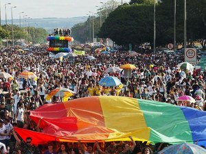 Parada LGBT movimentou R$ 403 milhões em São Paulo, segundo levantamento