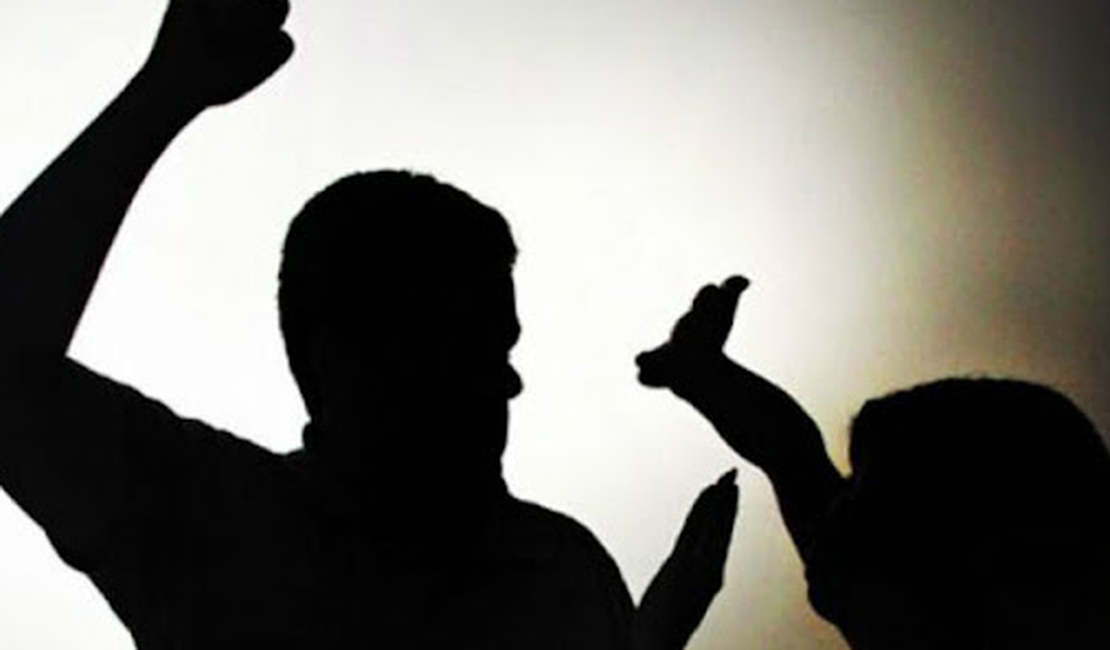 Homem é preso após agredir companheira e causar fratura no braço, em Arapiraca