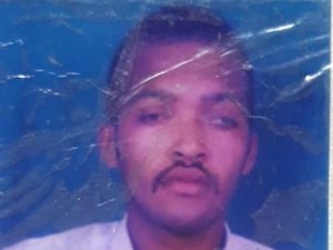 Pedreiro ateia fogo em sua residência e se enforca 