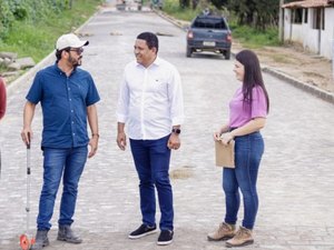 Prefeito inicia agenda de trabalho desta terça (4) com visita a várias obras na cidade