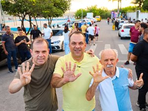 Francisco Sales inicia campanha com adesivaço e reúne apoiadores em Maceió