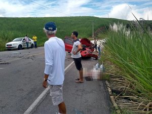 Grave acidente em Matriz do Camaragibe deixa um morto e cinco feridos