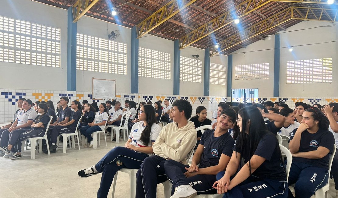 Escola de Arapiraca lança Inteligência Artificial Educacional inédita no Estado