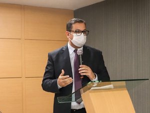 Retorno das gratificações dos servidores da saúde é defendida pelo vereador Dr. Fábio