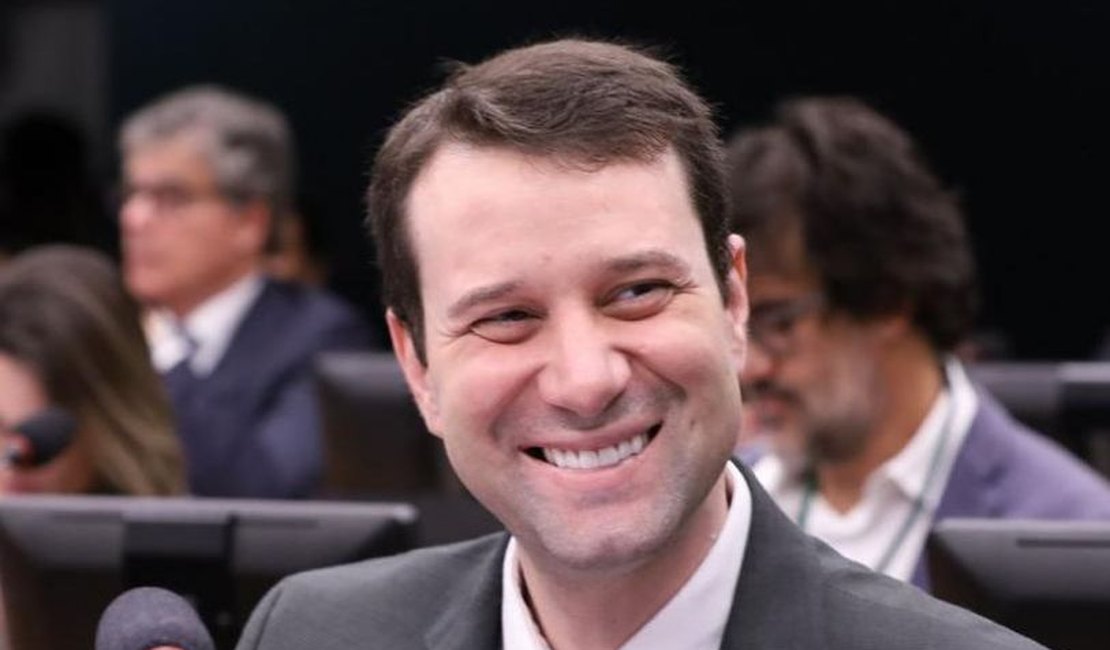 Três partidos disputam Daniel Barbosa - e a força política de Arapiraca