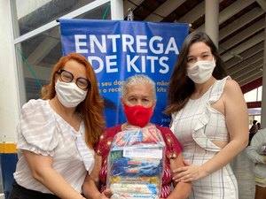 Quase 700 famílias receberam cestas básicas em Lagoa da Canoa