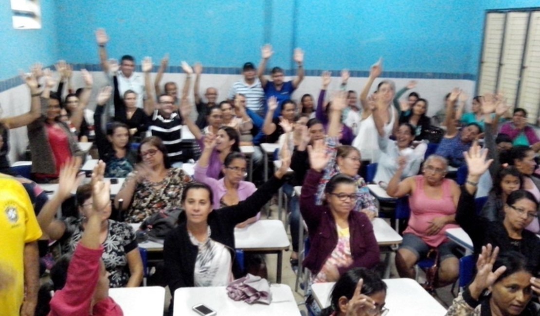 Sem reajuste, professores de Lagoa da Canoa decidem iniciar greve de alerta