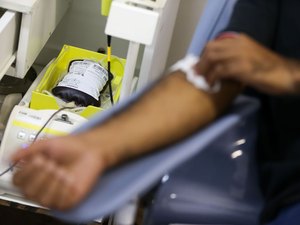 Só doação regular de sangue mantém estoques, diz ministério