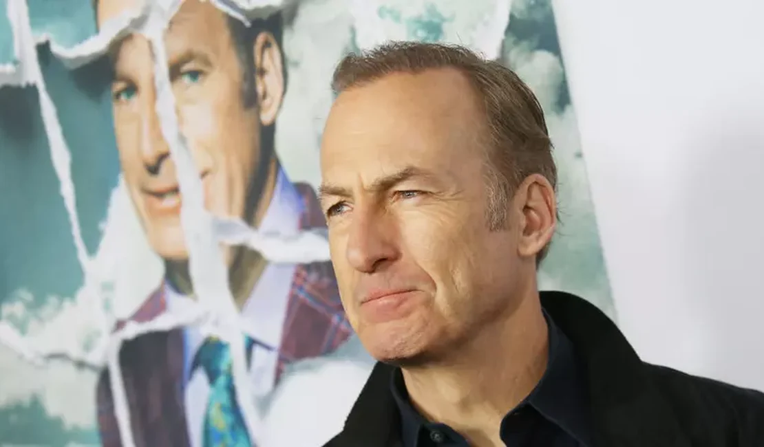 Ator Bob Odenkirk é hospitalizado após desmaiar no set de 'Better Call Saul'